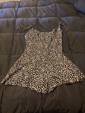 Forever 21 Black and White Floral Tie-Strap Shorts Romper